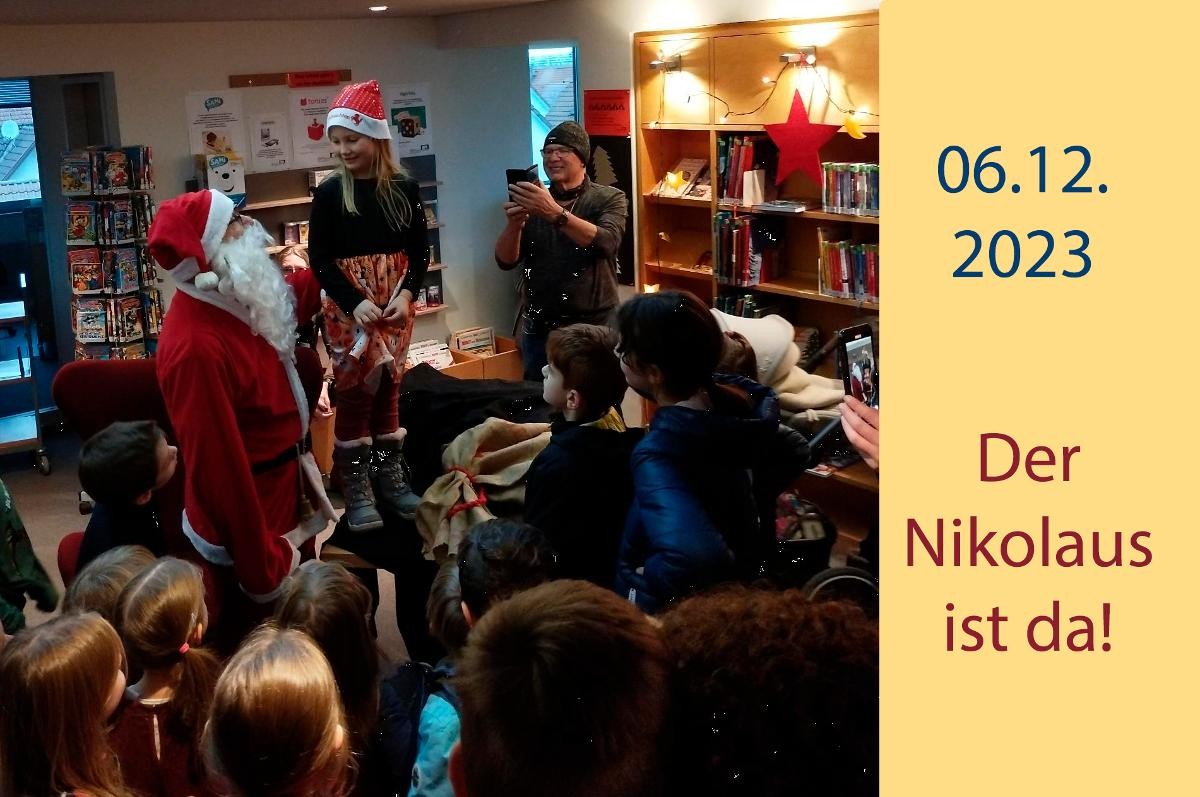 Der Nikolaus zu Gast in der Bücherei