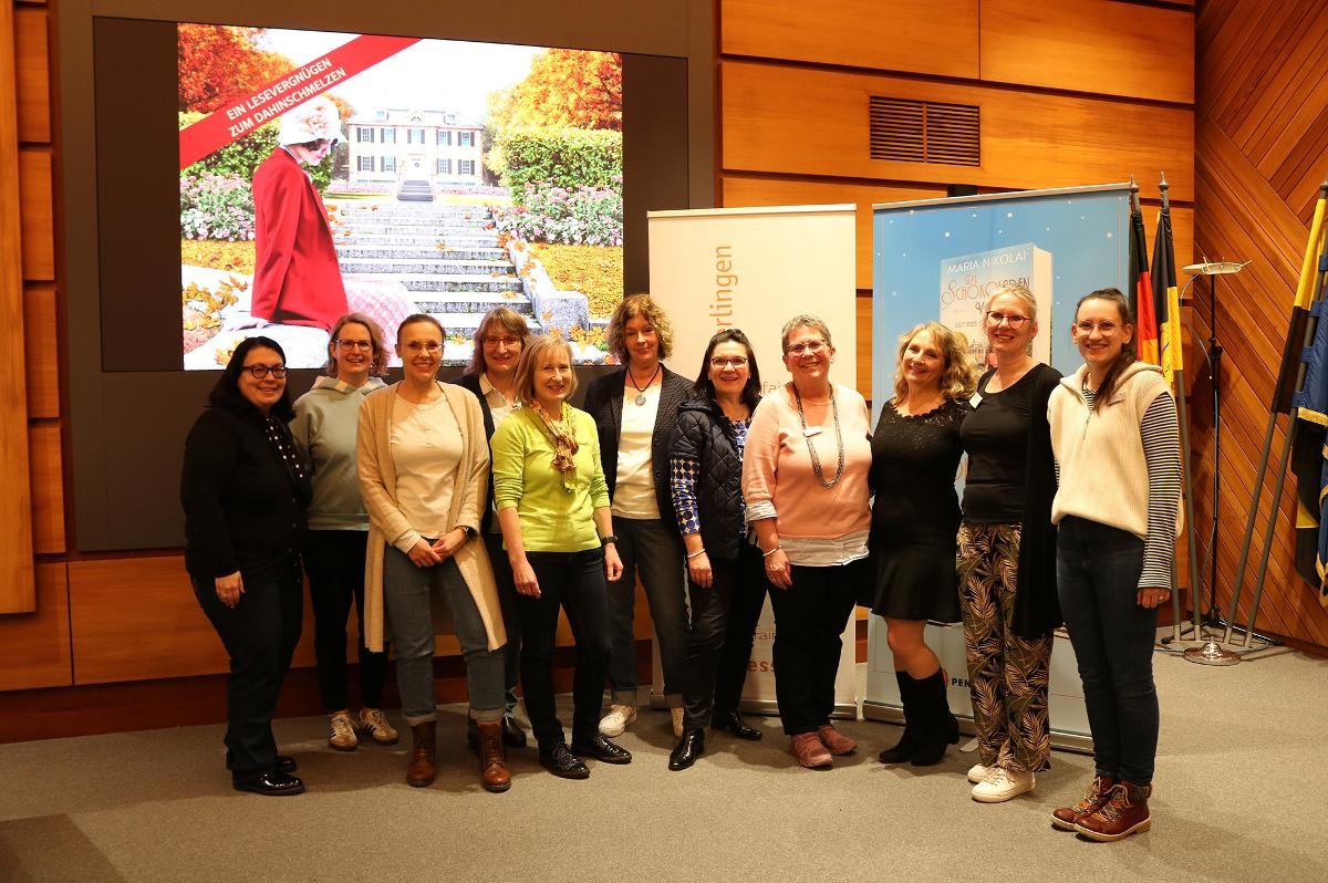 Gruppenbild im Gerlinger Sitzungssaal