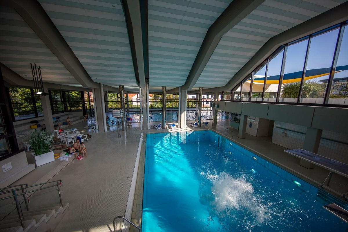 Hallenbad